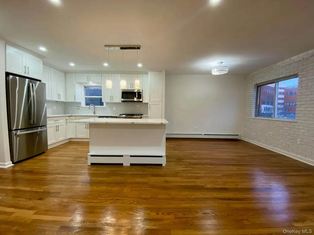 2123 Amory Court Ridgewood NY 11385