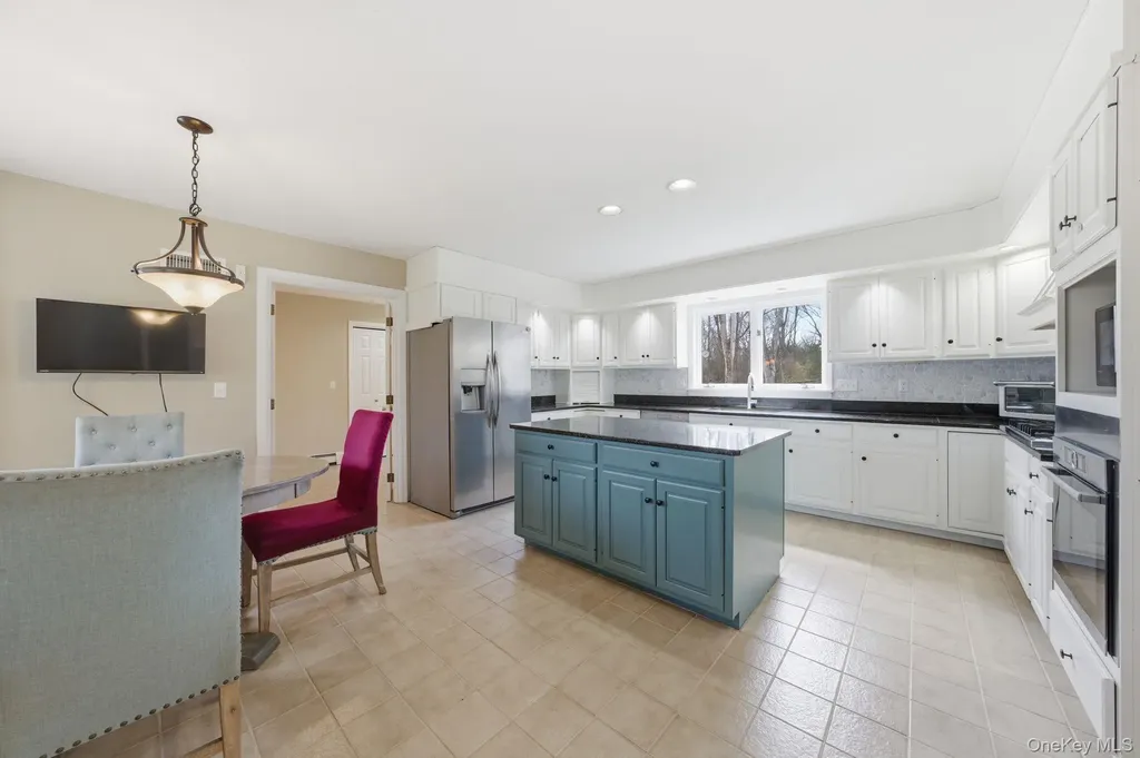 83 Onderdonk Road Warwick NY 10990