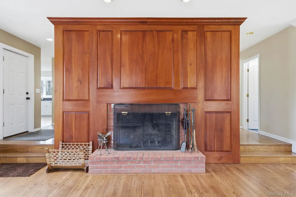83 Onderdonk Road Warwick NY 10990