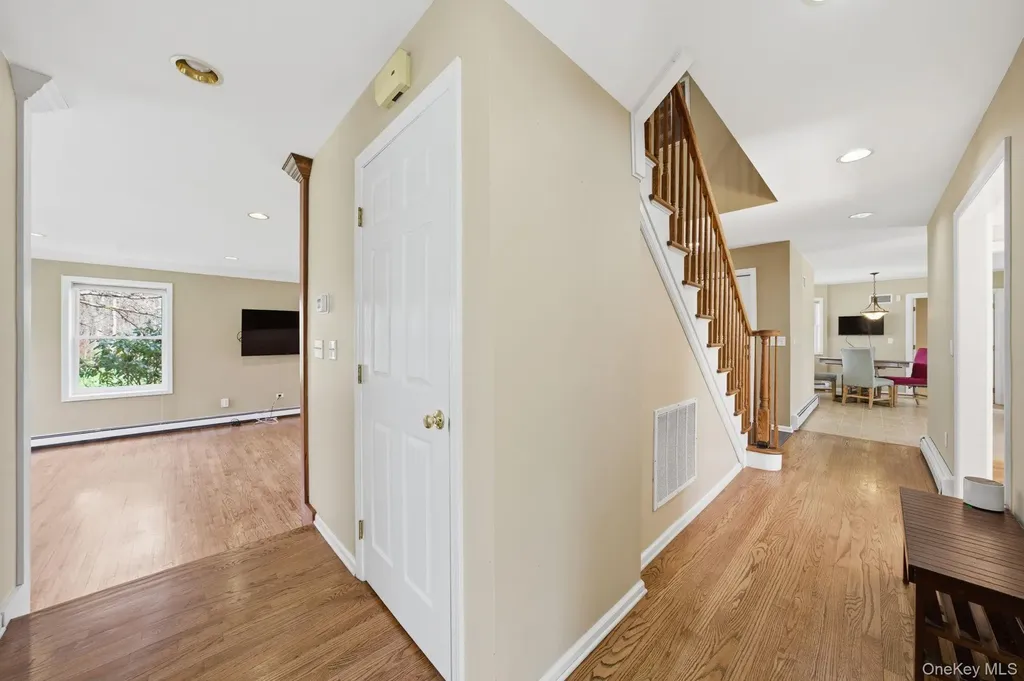 83 Onderdonk Road Warwick NY 10990