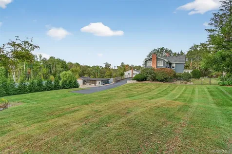 23 S Creek Road Staatsburg NY 12580