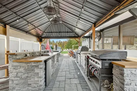 23 S Creek Road Staatsburg NY 12580