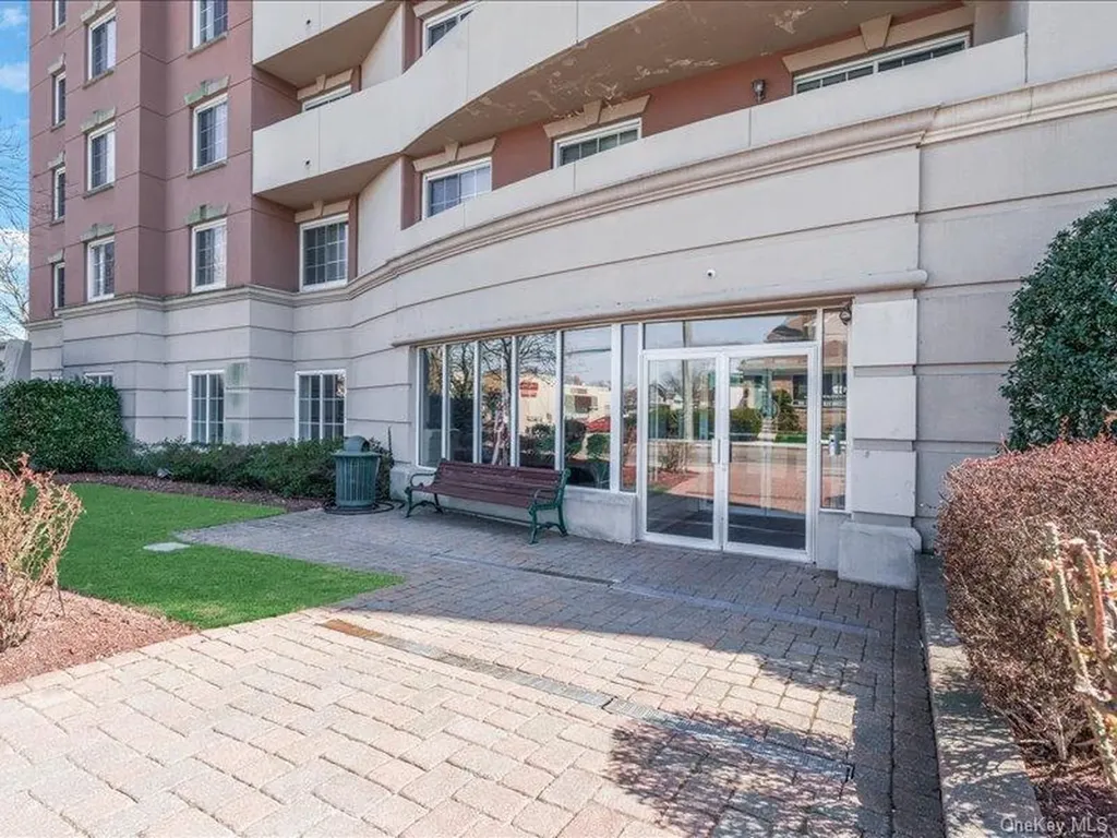 242 Maple Avenue Westbury NY 11590