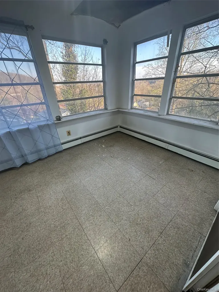 94 Patmore Avenue Yonkers NY 10710