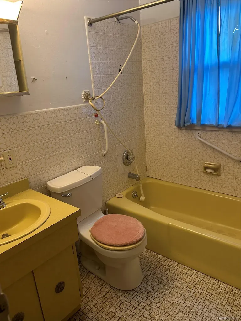 94 Patmore Avenue Yonkers NY 10710