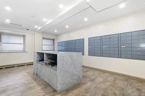 80 E Hartsdale Avenue Hartsdale NY 10530