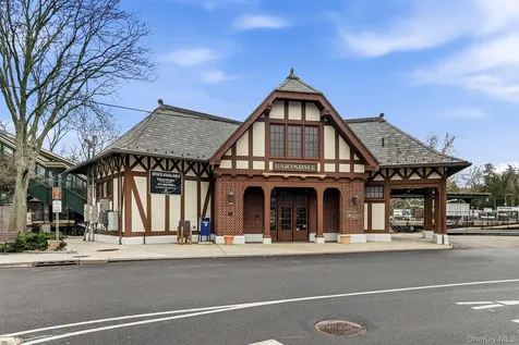 80 E Hartsdale Avenue Hartsdale NY 10530