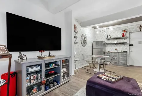 80 E Hartsdale Avenue Hartsdale NY 10530