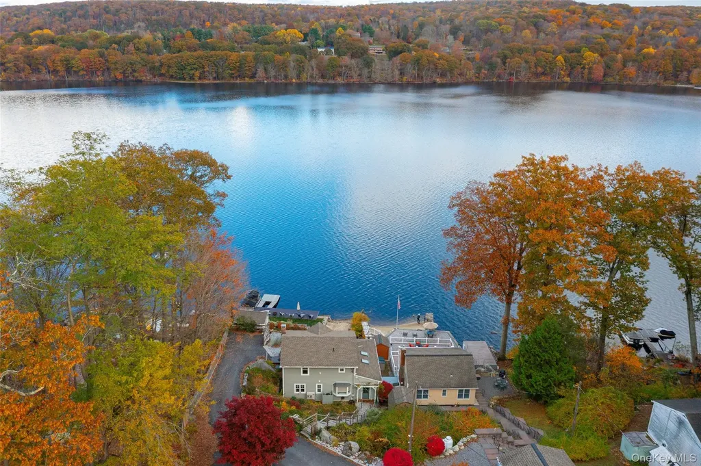 70 Lakeview Drive Holmes NY 12531