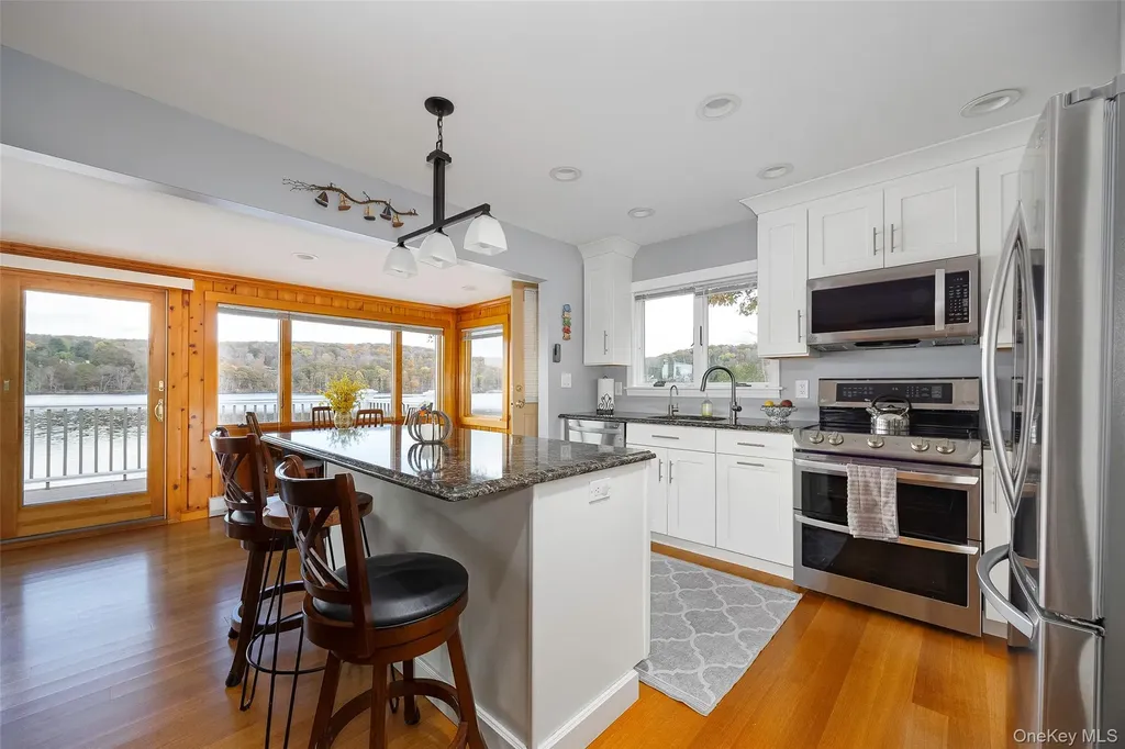 70 Lakeview Drive Holmes NY 12531