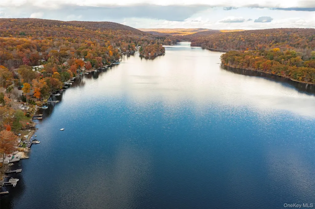 70 Lakeview Drive Holmes NY 12531