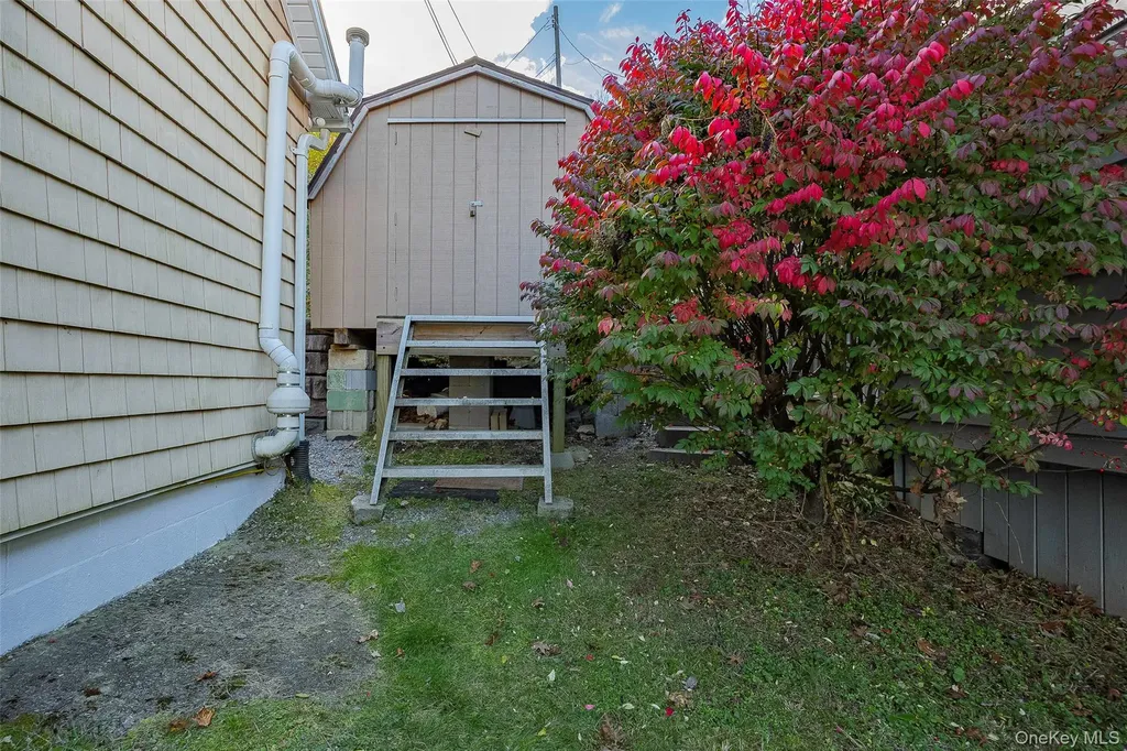 70 Lakeview Drive Holmes NY 12531