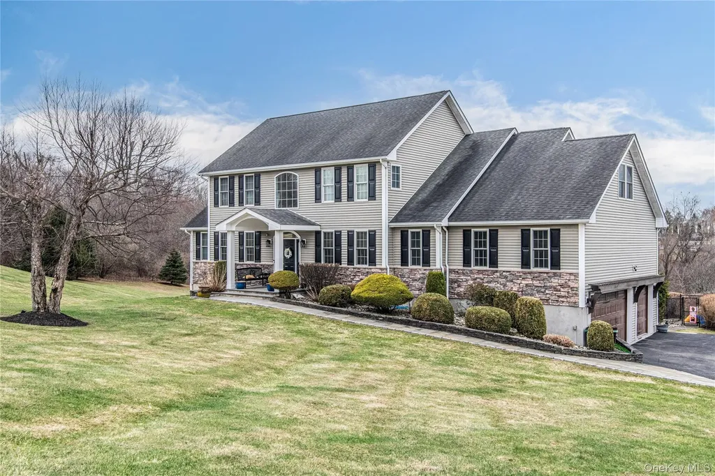 42 Reserve Way Lagrangeville NY 12540
