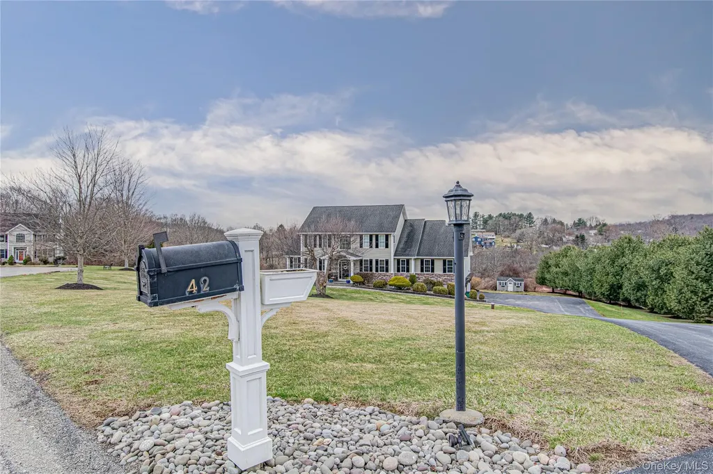42 Reserve Way Lagrangeville NY 12540