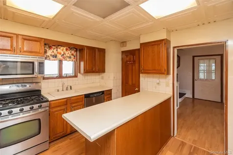 200 Husted Avenue Peekskill NY 10566