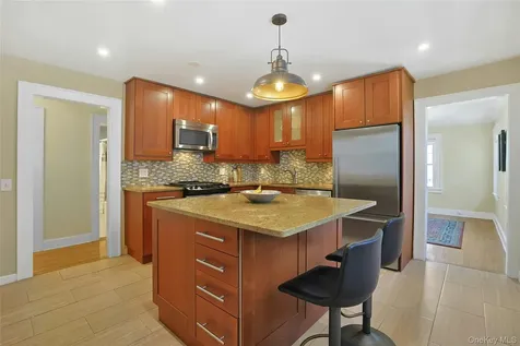 107 Concord Avenue White Plains NY 10606