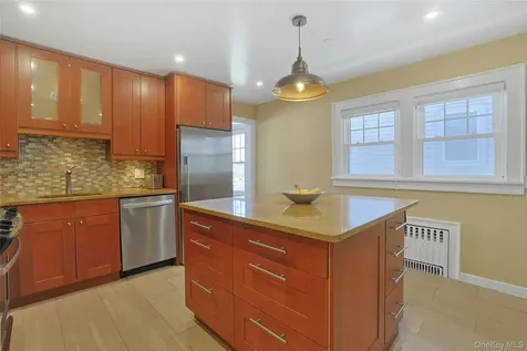 107 Concord Avenue White Plains NY 10606