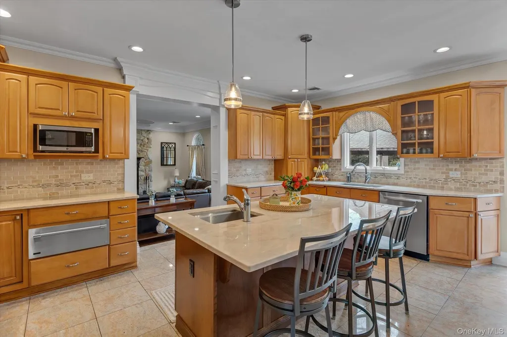 36 Fox Lane Dix Hills NY 11746