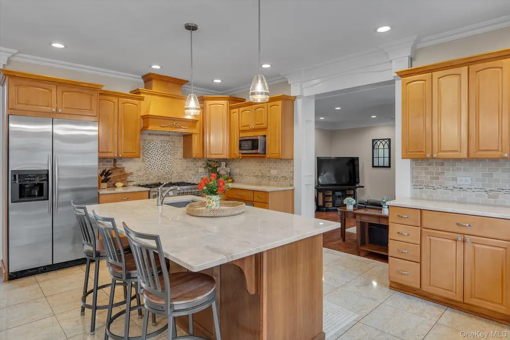 36 Fox Lane Dix Hills NY 11746