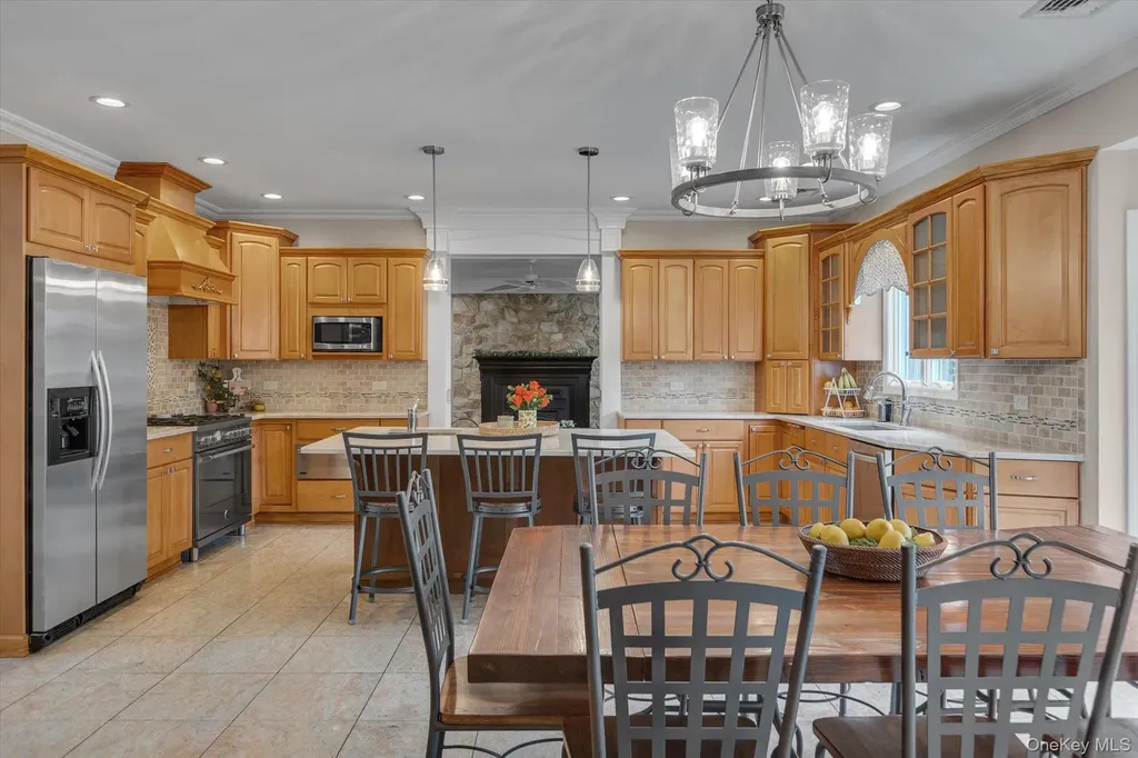 36 Fox Lane Dix Hills NY 11746