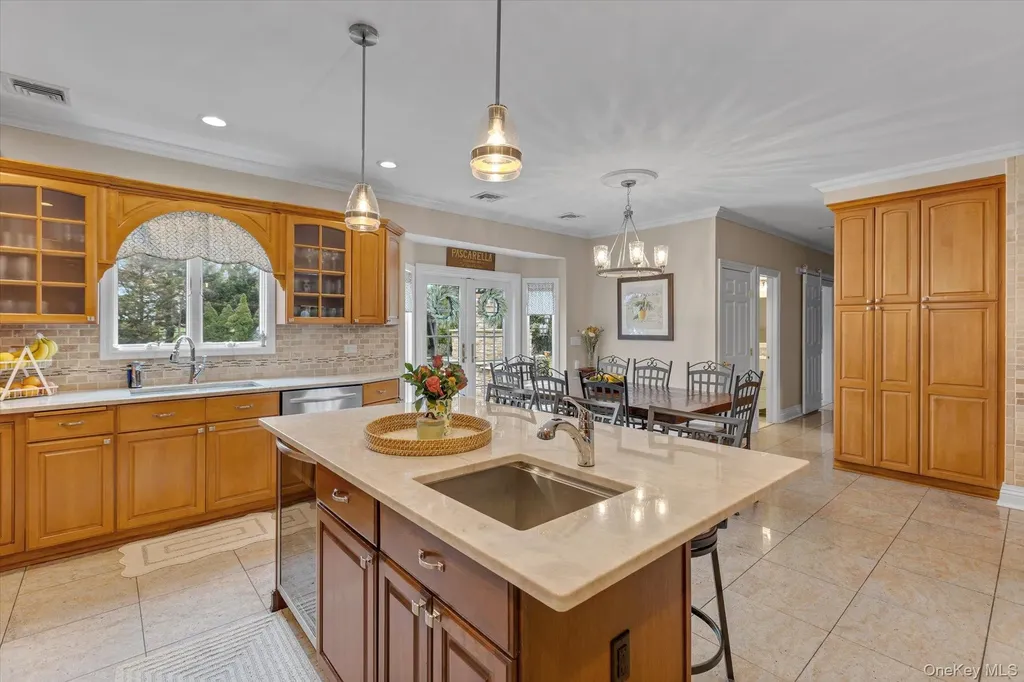 36 Fox Lane Dix Hills NY 11746