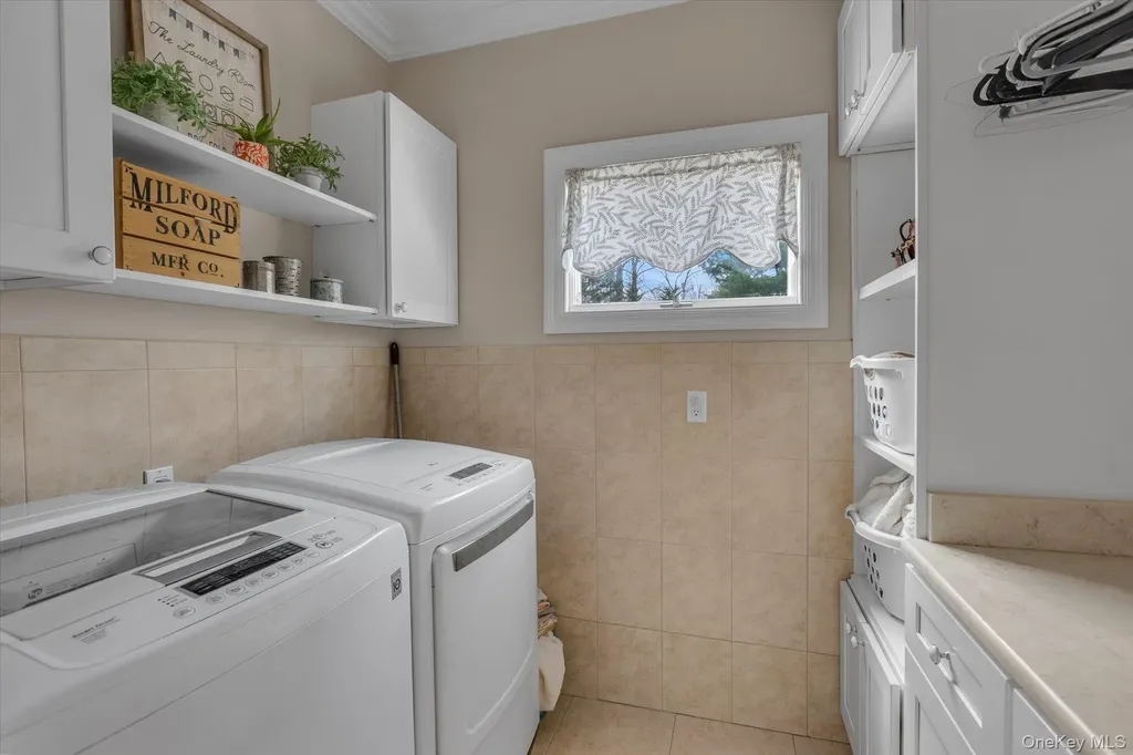 36 Fox Lane Dix Hills NY 11746