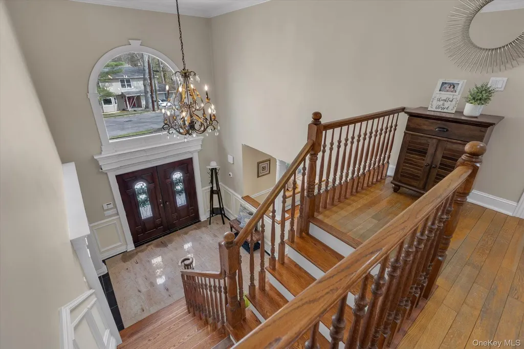 36 Fox Lane Dix Hills NY 11746