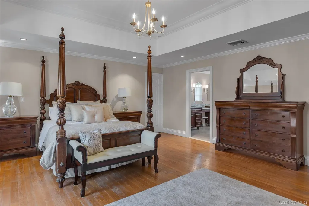 36 Fox Lane Dix Hills NY 11746