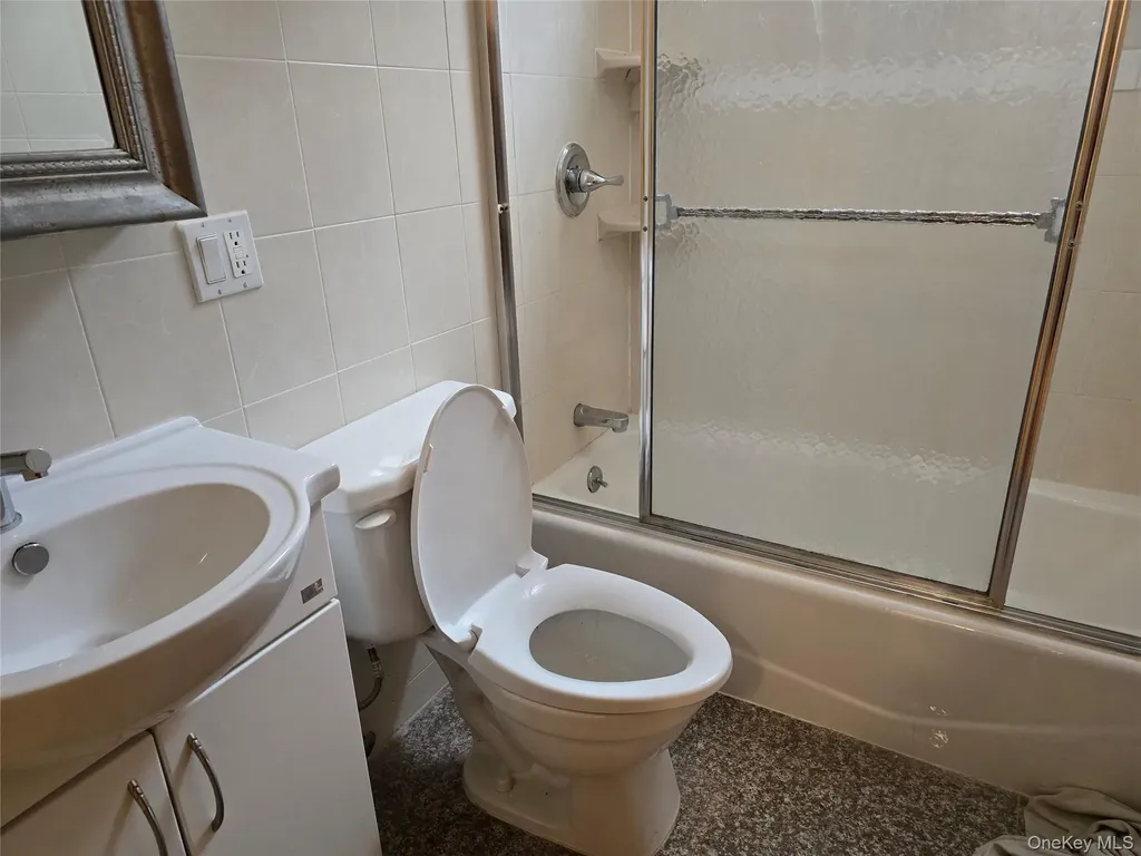 147-30 Cherry Avenue Flushing NY 11355