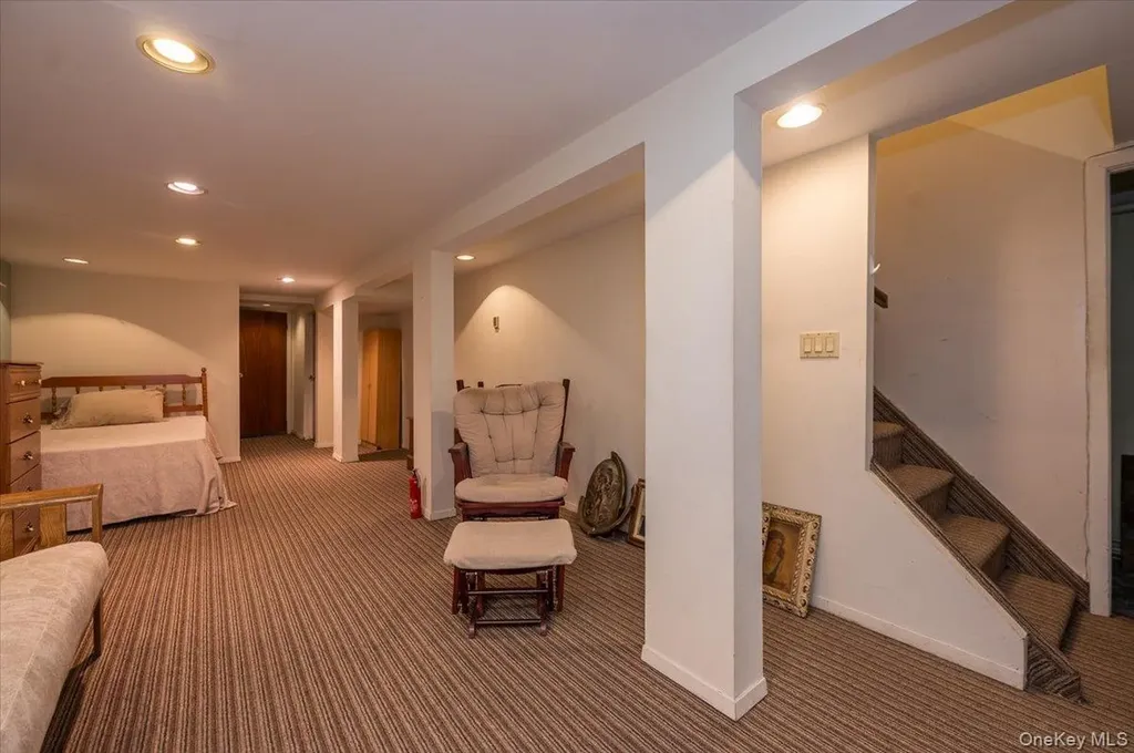 717 Calhoun Avenue Bronx NY 10465