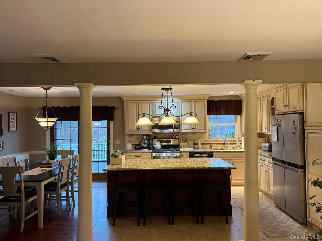 8 Briar Lane Wappingers Falls NY 12590