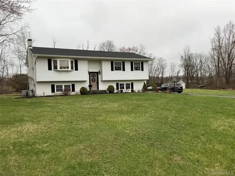 8 Briar Lane Wappingers Falls NY 12590