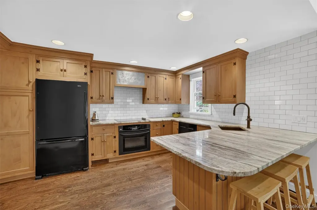 9 Sloehidden Road Briarcliff Manor NY 10510