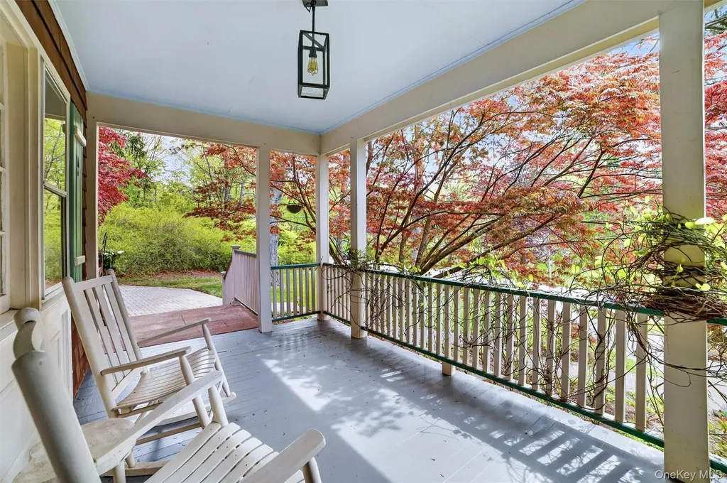 9 Sloehidden Road Briarcliff Manor NY 10510