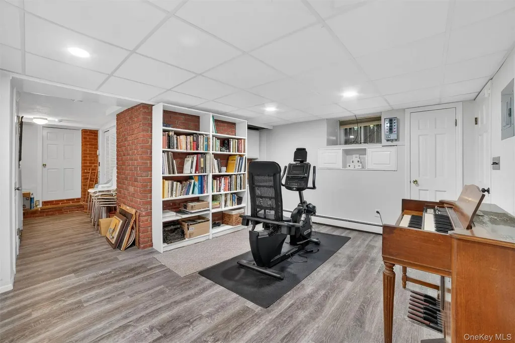 9 Sloehidden Road Briarcliff Manor NY 10510