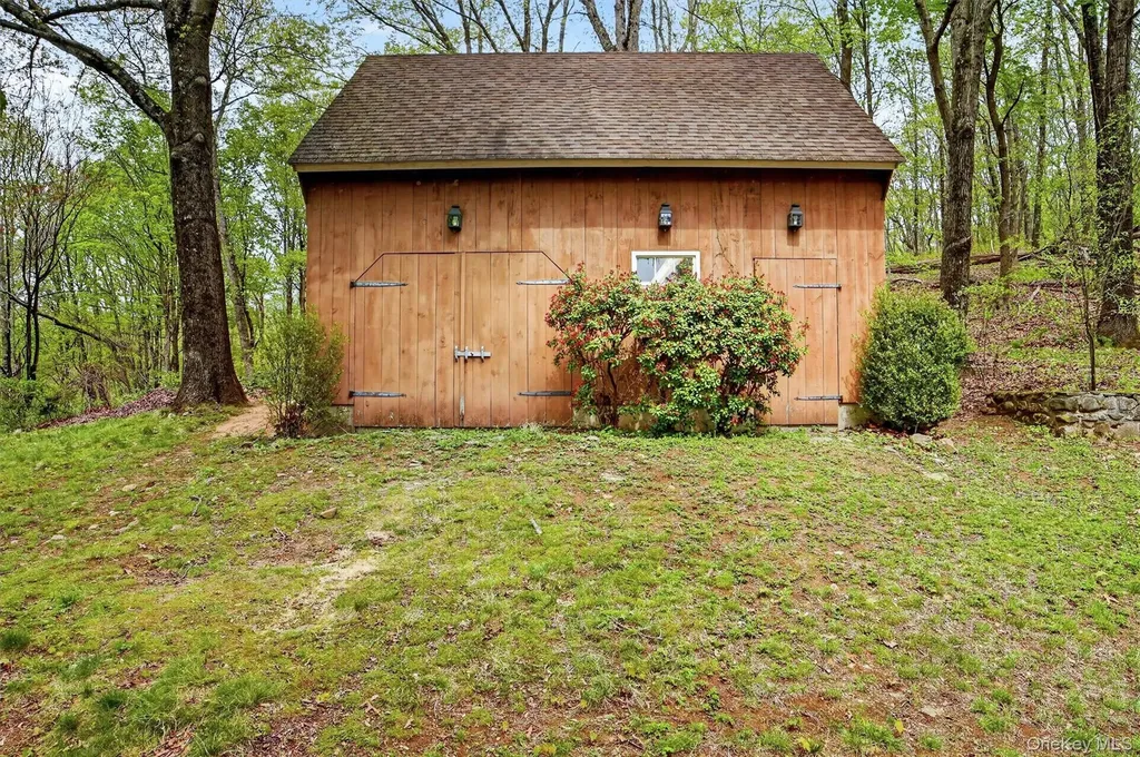 9 Sloehidden Road Briarcliff Manor NY 10510