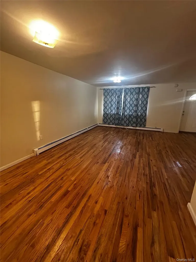 3544 Ely Avenue Bronx NY 10466
