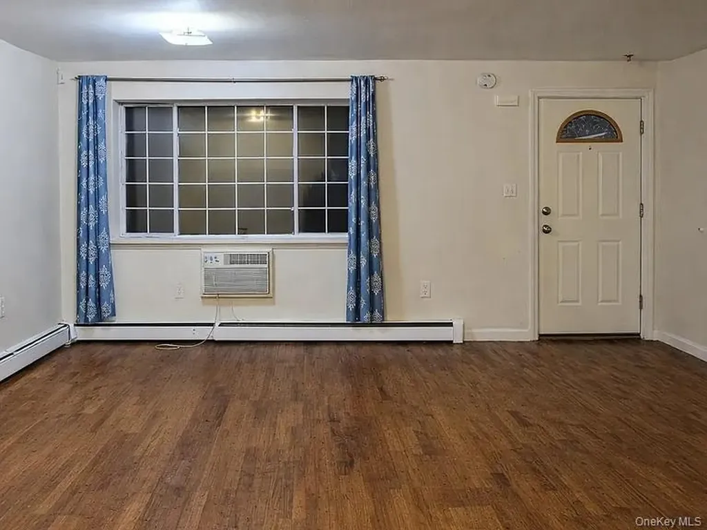 3544 Ely Avenue Bronx NY 10466
