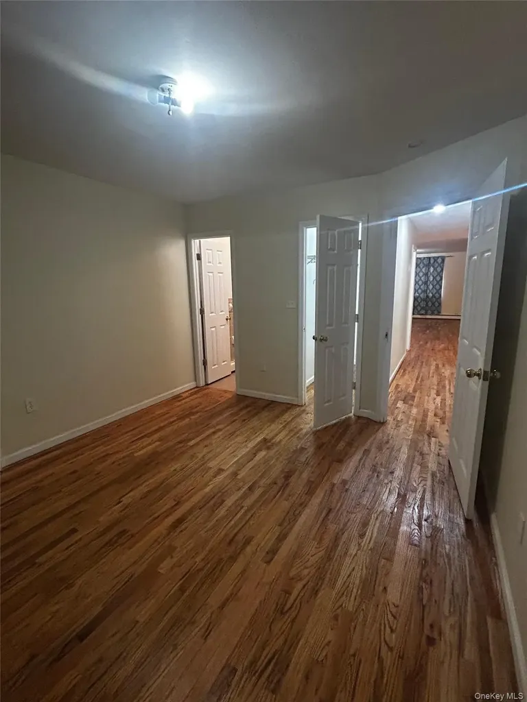 3544 Ely Avenue Bronx NY 10466