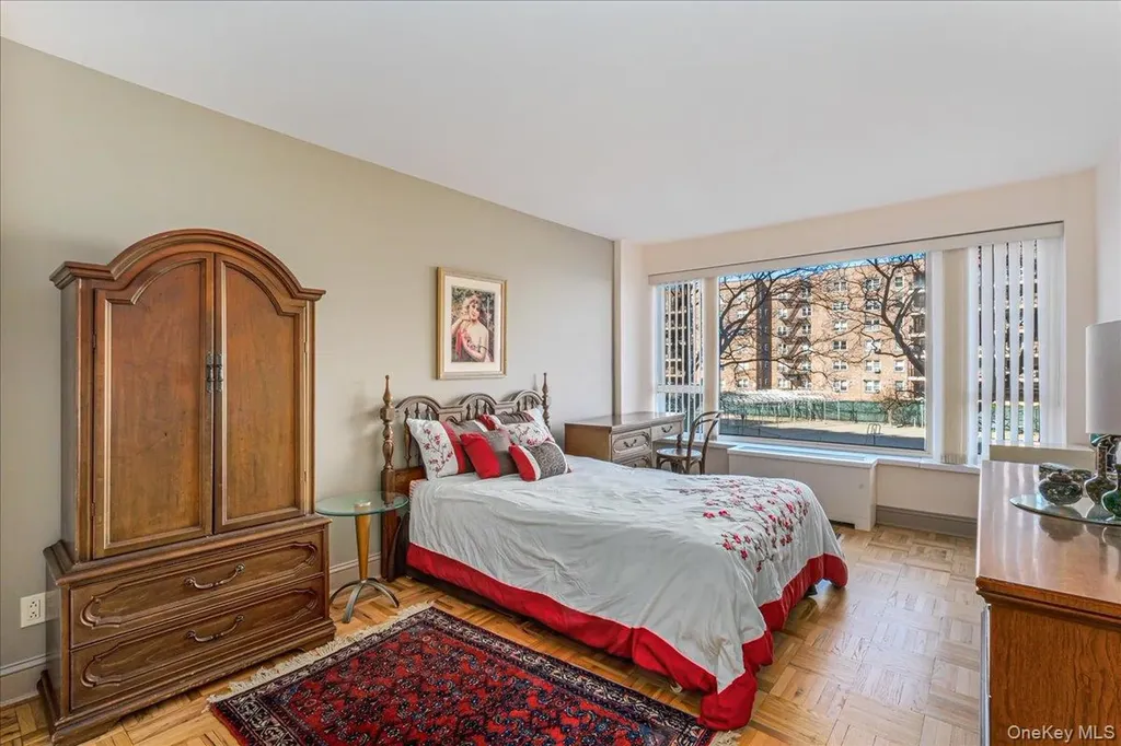 16625 Powells Cove Boulevard Beechhurst NY 11357