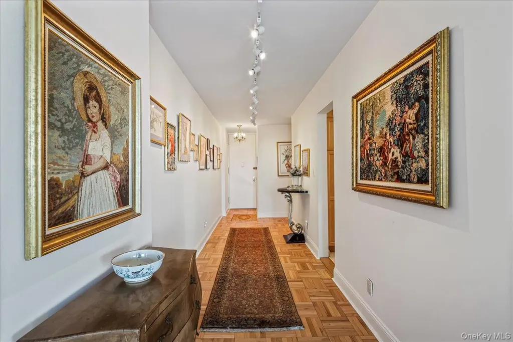 16625 Powells Cove Boulevard Beechhurst NY 11357