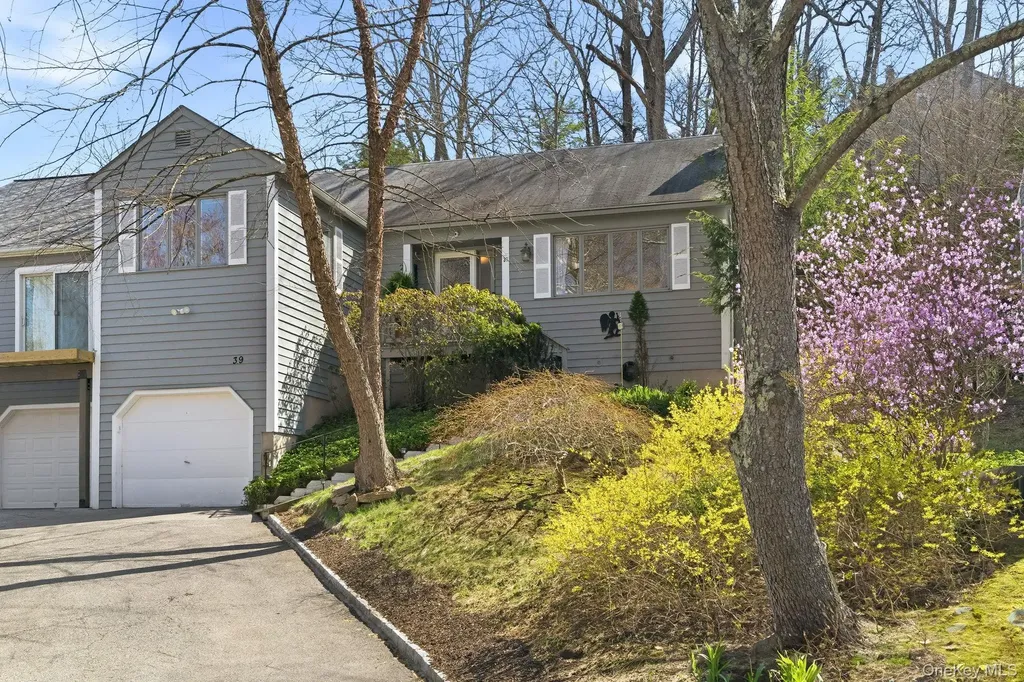 39 Park Road Goldens Bridge NY 10526