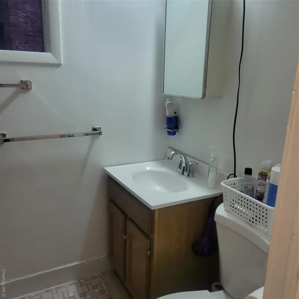 6629 Myrtle Avenue Glendale NY 11385