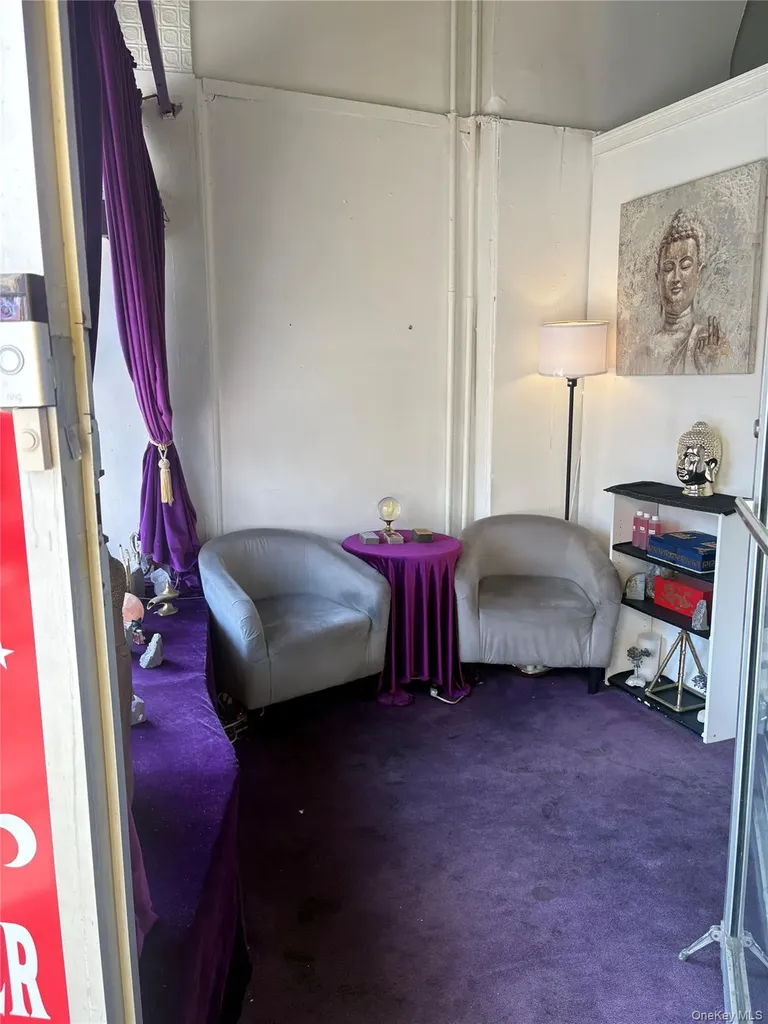 6629 Myrtle Avenue Glendale NY 11385
