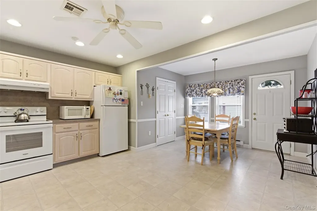 47 Forge Lane Coram NY 11727