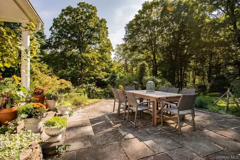 521 Barrett Hill Road Mahopac NY 10541