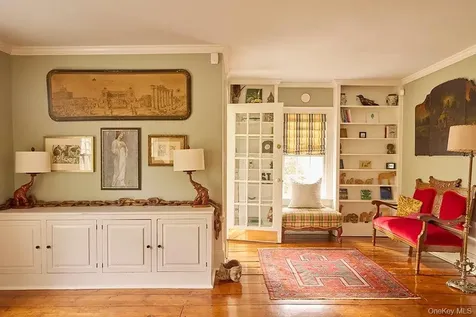 521 Barrett Hill Road Mahopac NY 10541