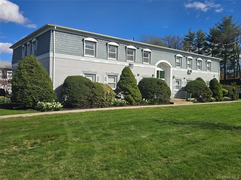 14 Normandy Village Nanuet NY 10954