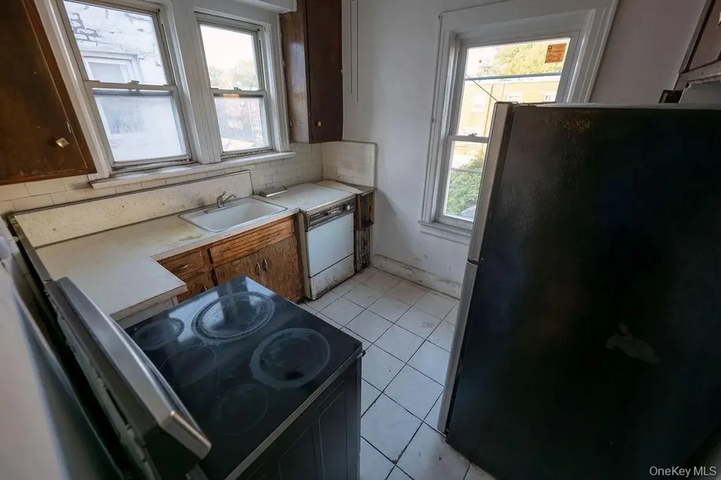 966 E 104th Street Brooklyn NY 11236