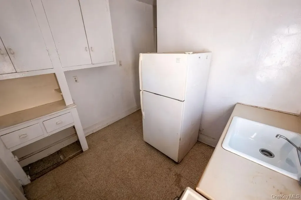 966 E 104th Street Brooklyn NY 11236